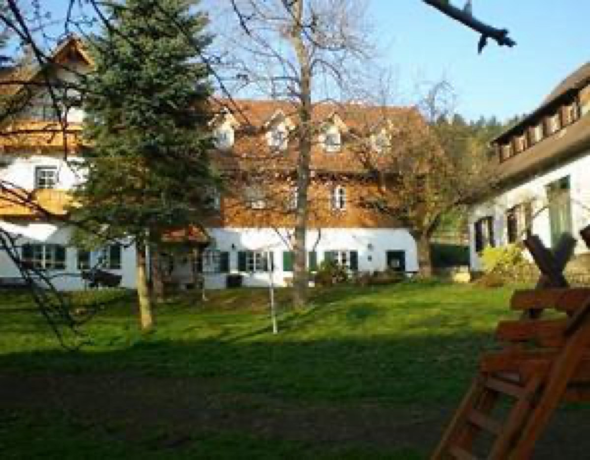 199_001.jpg